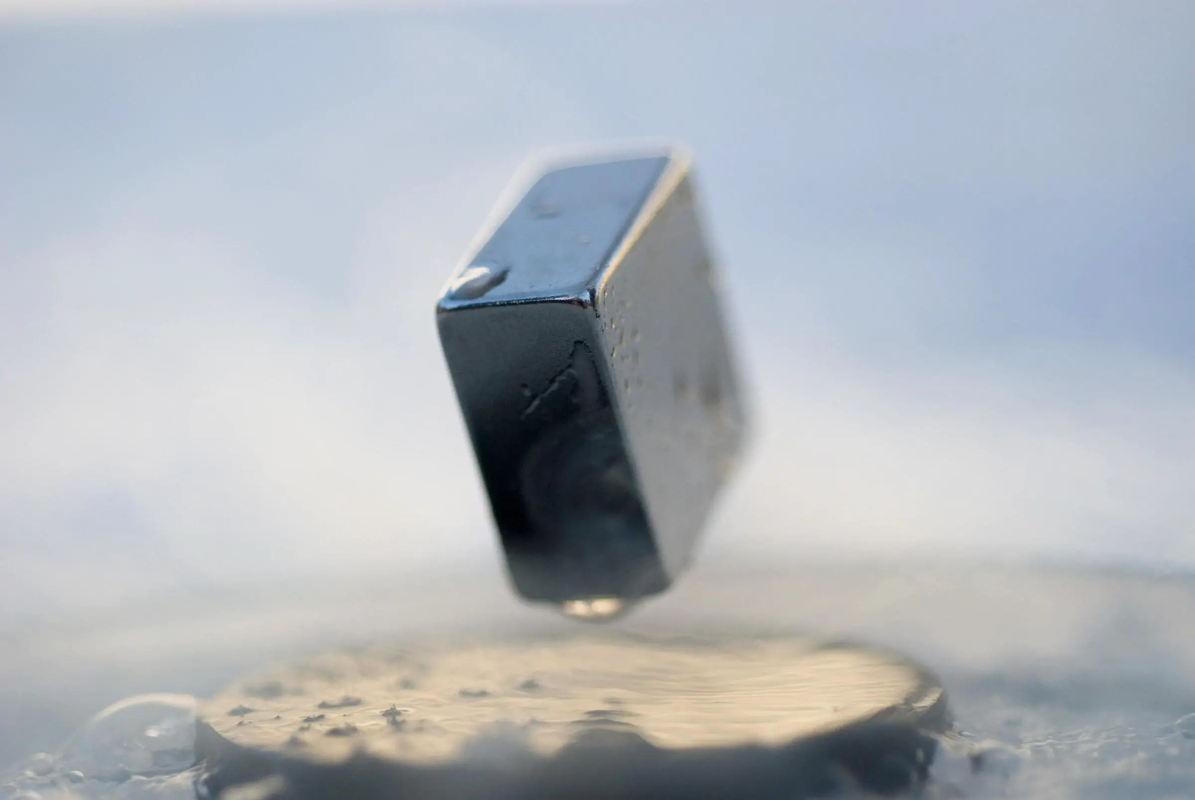 superconductor levitation